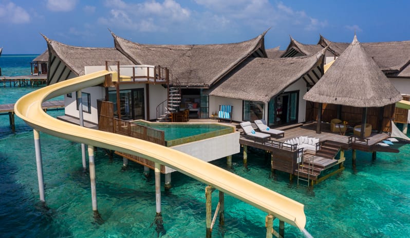 OZEN RESERVE BOLIFUSHI - Ocean Pool Suite with Slide - Aerial 3